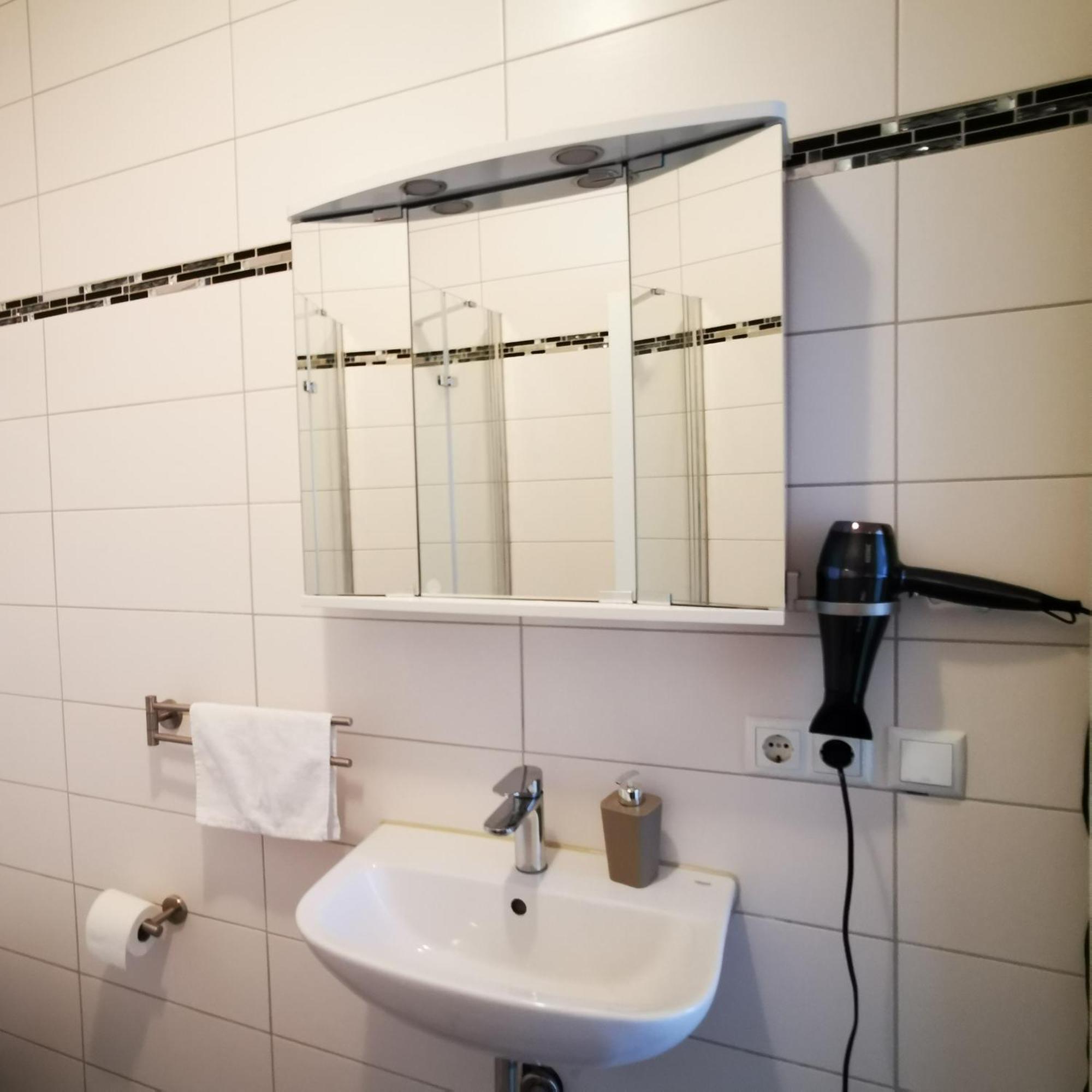 Neue Ferienwohnung Ansbach Bagian luar foto